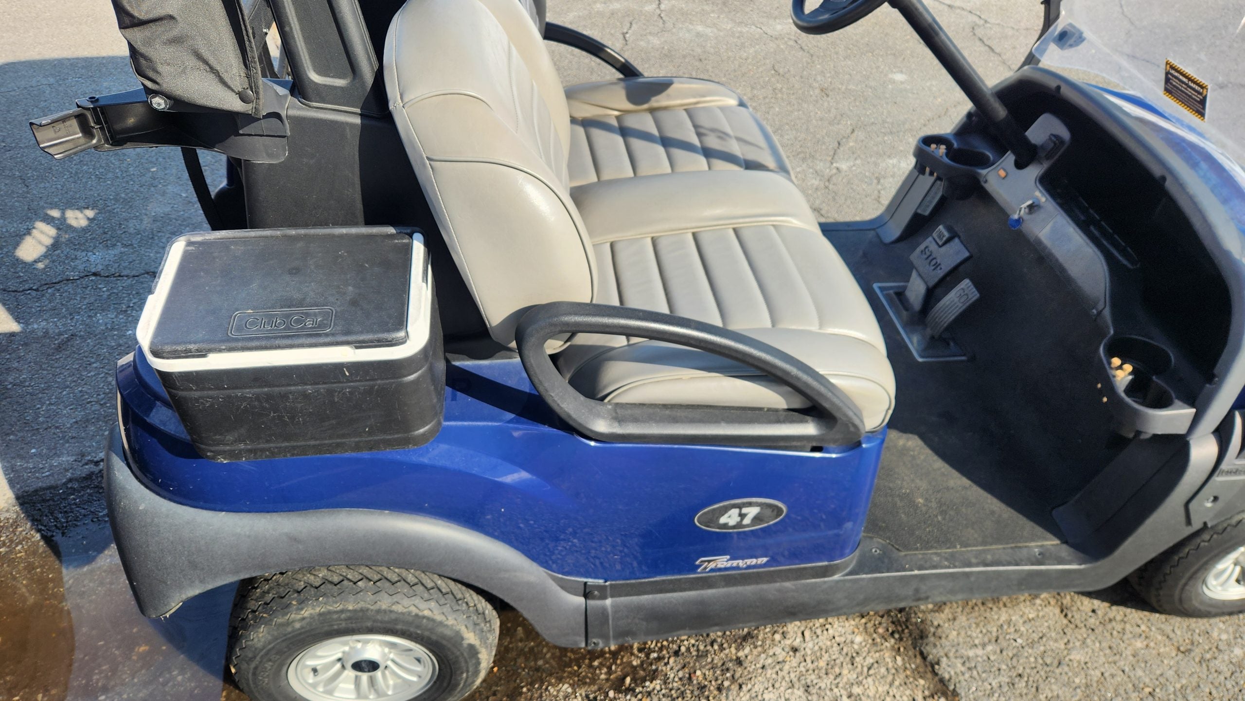 CLUB CAR TEMPO