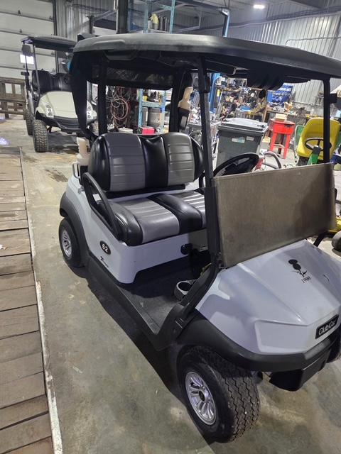 CLUB CAR TEMPO